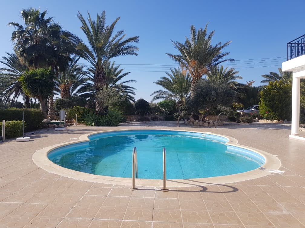 Detached Villa Rented in Coral Bay, Pafos SUN17035