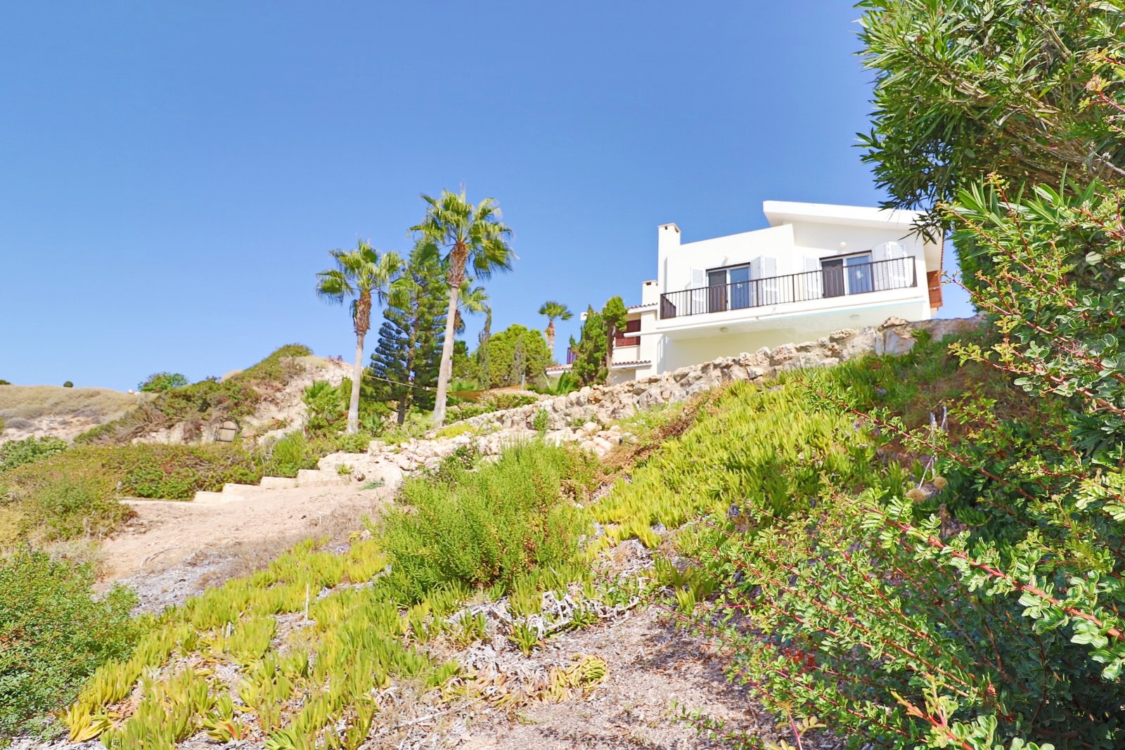 Detached Villa For Sale in Coral Bay, Pafos SUN17431