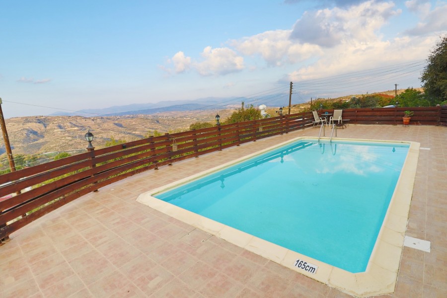 Stone House For Sale in Koili, Pafos SUN17452