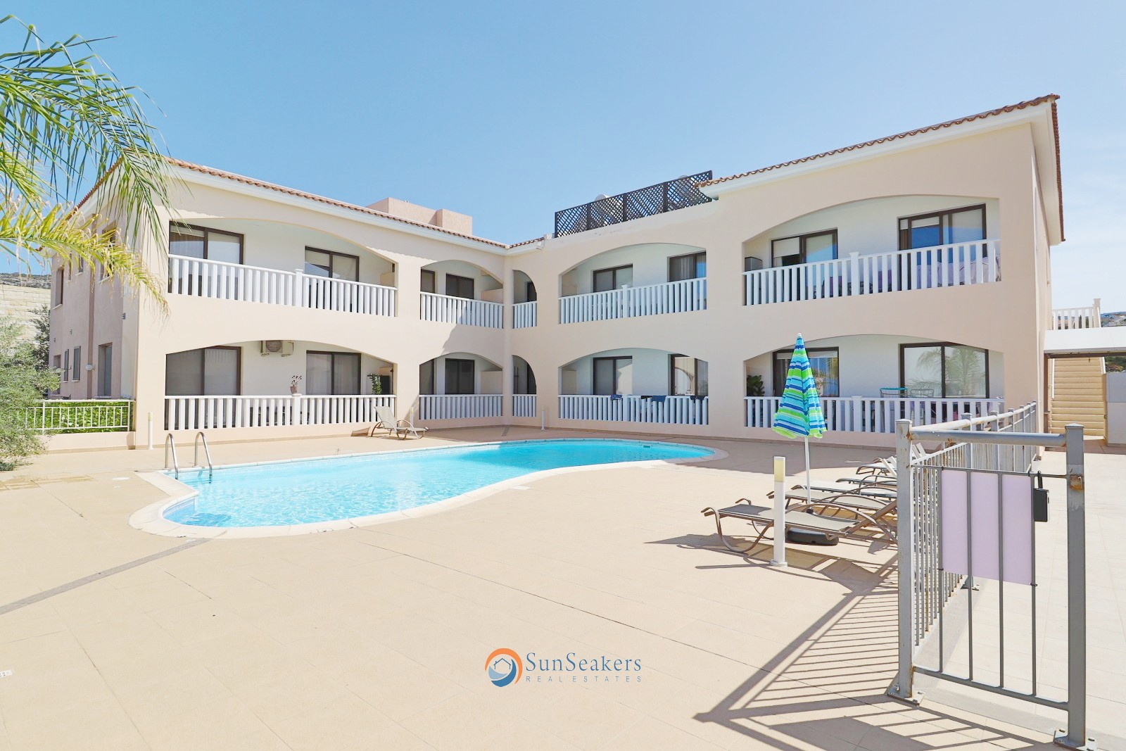 Apartment For Sale in Peyia, Pafos SUN17602 Apartment For Sale in Peyia, Pafos SUN17602